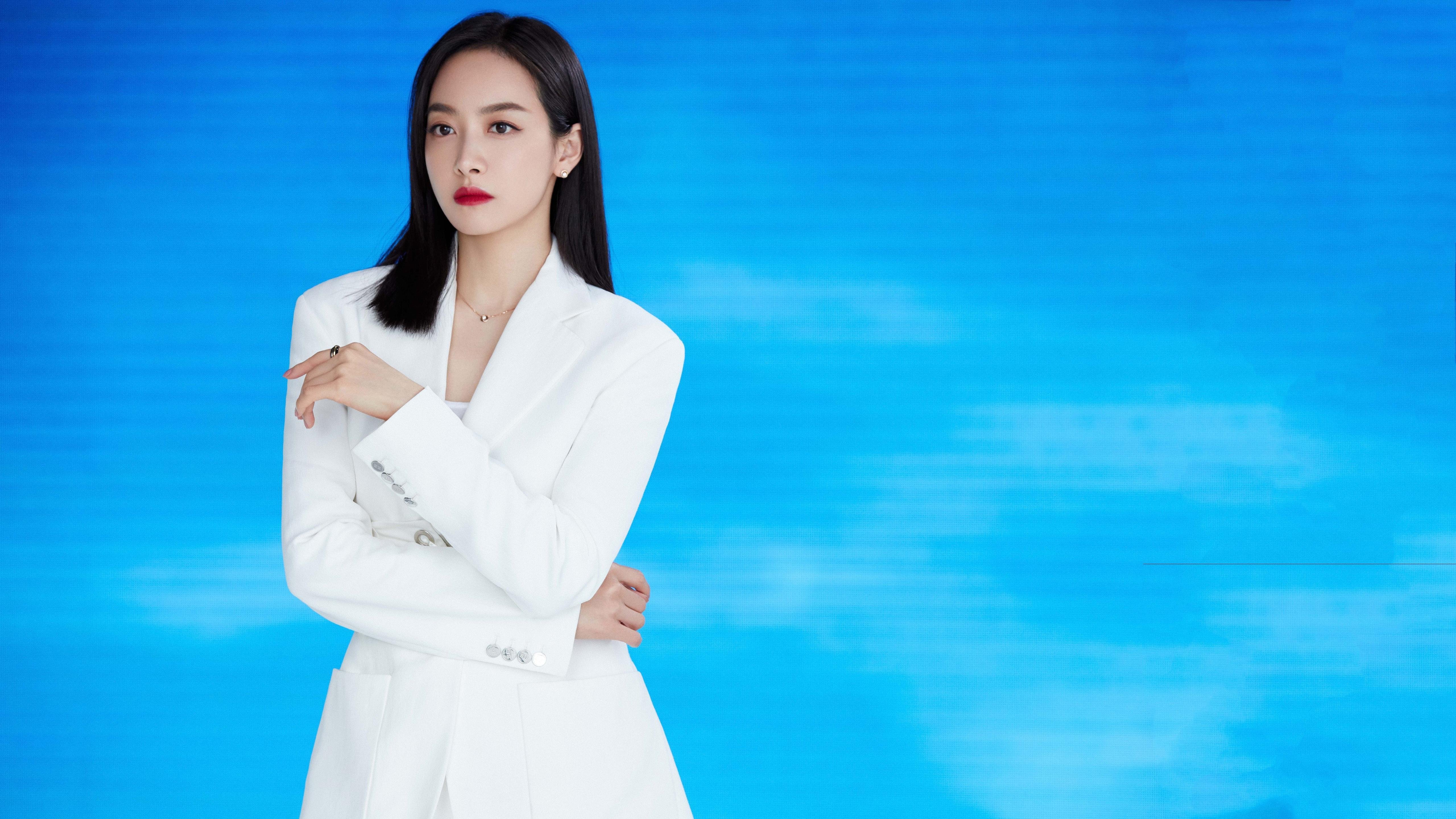 爱游戏体育app-大师对决：顶级教练的战术博弈，大师联赛最强阵容