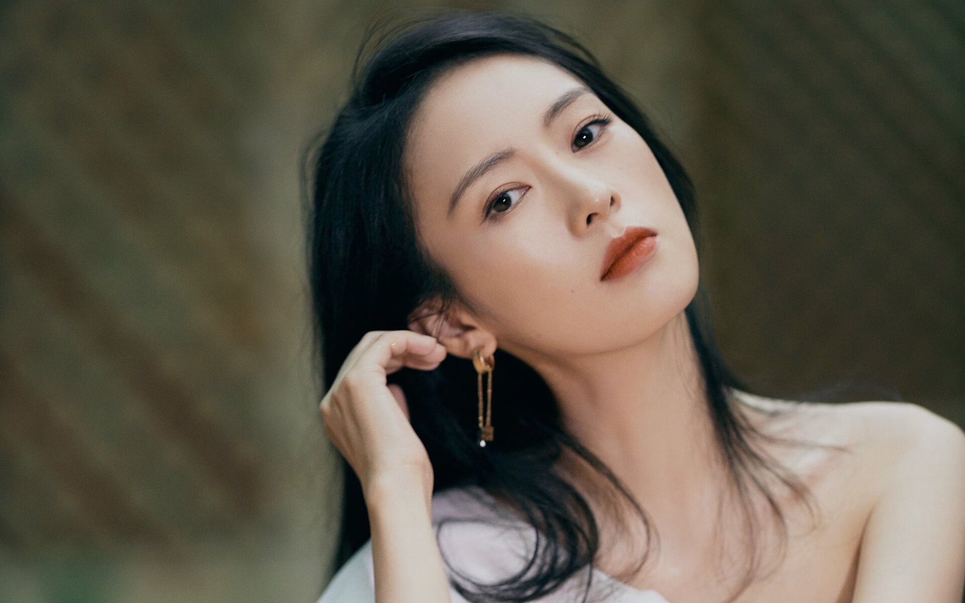 爱游戏体育-西甲赛后专家剖析，控球变化背后隐藏的战术意图和执行细节，西甲比赛用球