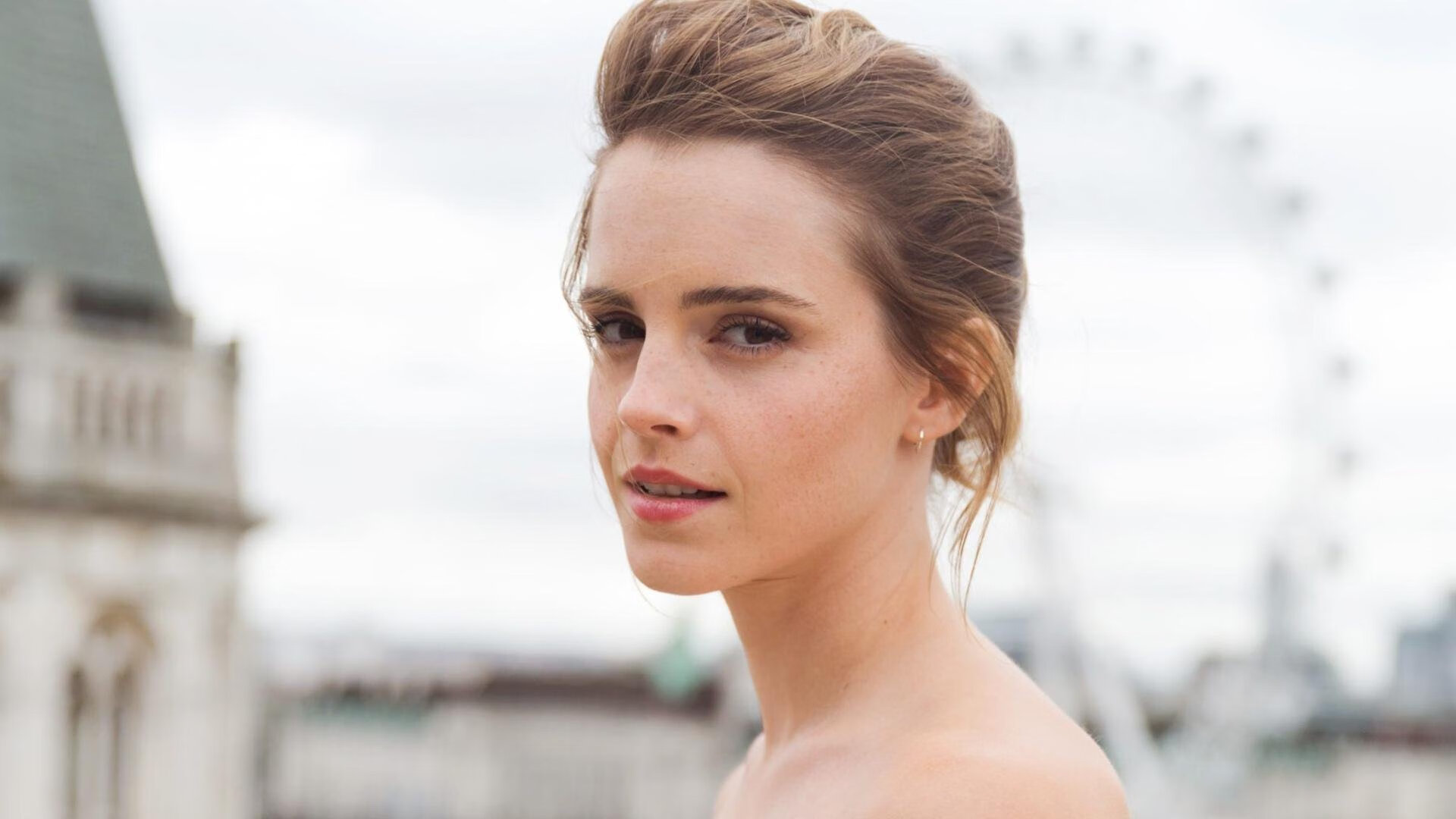 AYX SPORTS-塞尔维亚男篮在欧洲预赛中表现稳健，踏上新征程，塞尔维亚男篮落选赛名单